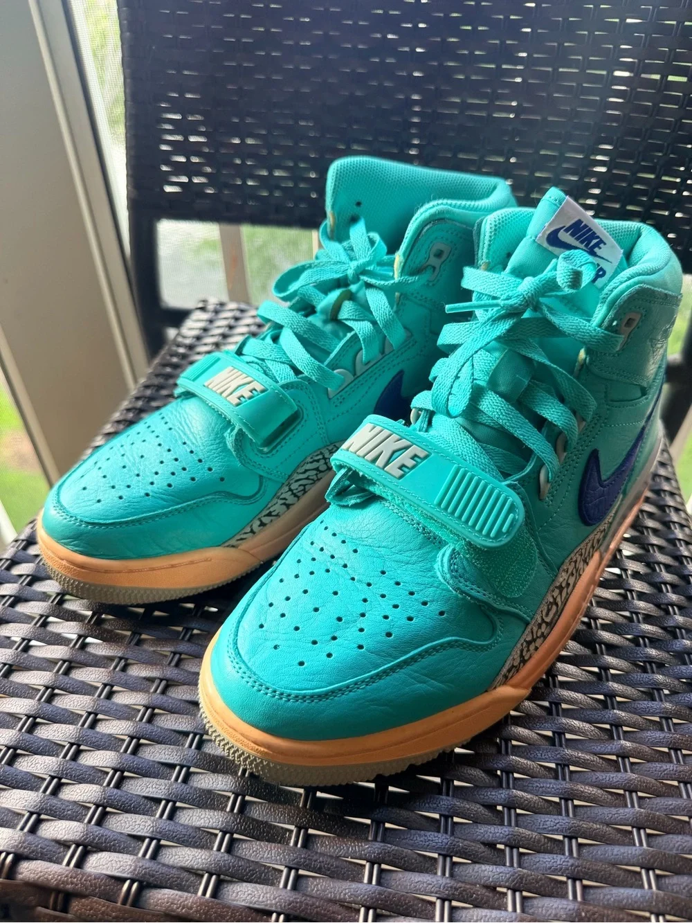 Nike Air Jordan Legacy 312 “Hyper Jade” (AV3922-348) – Men’s Size 9.5